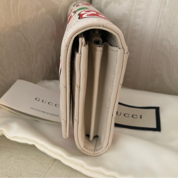 Gucci Valentine’s Day special design Marmont printed Apple GG long wallet - Picture 6 of 11